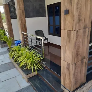 https://mile-stone-inn-kalloor-66.kerala-hotels.net