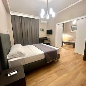 https://house-sunset.taorminaitalyhotels.com